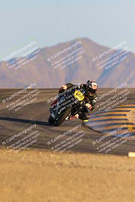 media/Dec-16-2023-CVMA (Sat) [[bb38a358a2]]/Race 13 Amateur Supersport Middleweight/